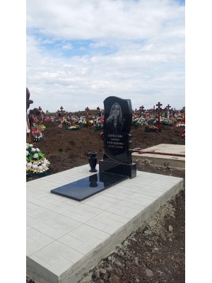 Памятник из гранита 370 — ritualum.ru